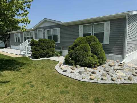 7204 E Grand River Ave, Portland, MI 48875