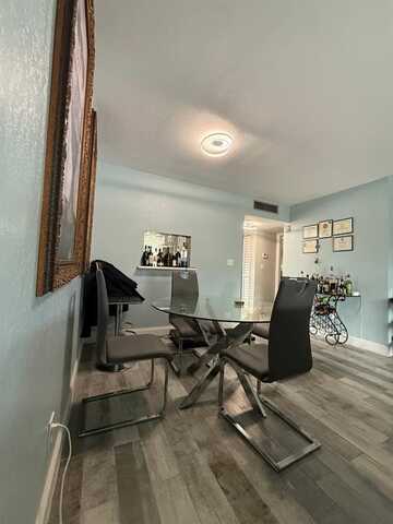 6300 NW 62nd St, Fort Lauderdale, FL 33319