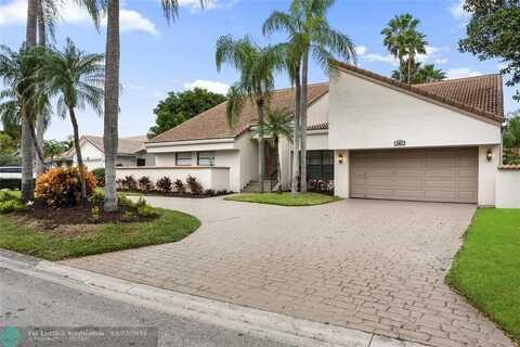 10877 NW 6th St, Coral Springs, FL 33071