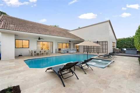 10877 NW 6th St, Coral Springs, FL 33071