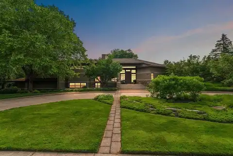1878 Watermark Drive SE, Grand Rapids, MI 49546