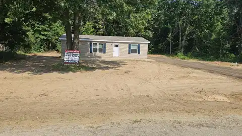 57907 James Drive, Three Rivers, MI 49093