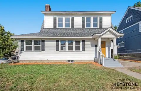 917 Henry Avenue SE, Grand Rapids, MI 49507