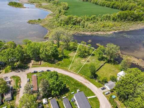 277 Lakeside Drive, Delton, MI 49046