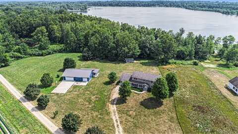 67025 46th Avenue, Hartford, MI 49057