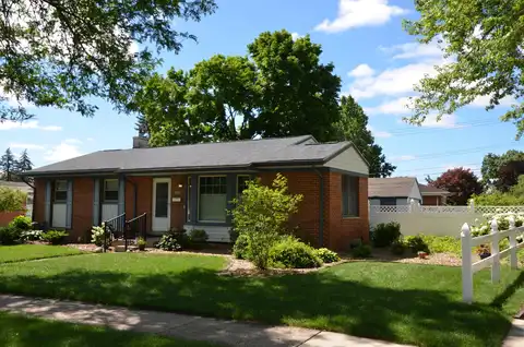 38605 W Ann Arbor Trail Trail, Livonia, MI 48150