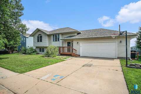 605 E Kevin Dr, Tea, SD 57064