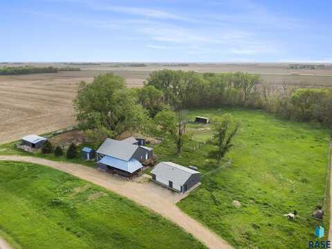 30021 471st Ave, Beresford, SD 57004
