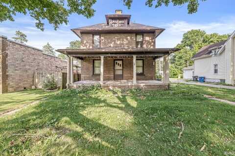 824 N Michigan Street, Plymouth, IN 46563
