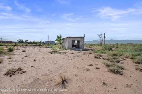 408 17th Street, Carrizozo, NM 88301
