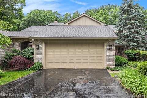 1337 Knollcrest Circle, Bloomfield Hills, MI 48304