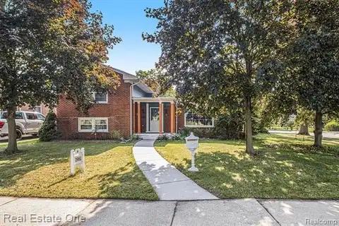 1981 Westfield Road, Trenton, MI 48183