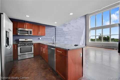 98 Northbound Gratiot Avenue, Mount Clemens, MI 48043