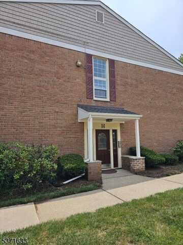 605 Grove St, Clifton, NJ 07013