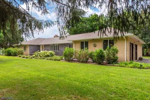 6 Cherry Ln, Blairstown, NJ 07825