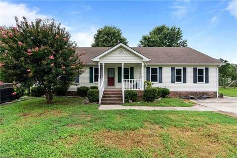 1430 Middle Swamp Road, Corapeake, NC 27926