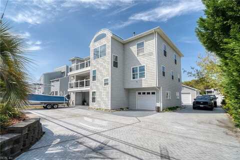 2805 Sandpiper Road, Virginia Beach, VA 23456
