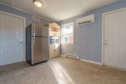 186 Gillis Road, Portsmouth, VA 23702