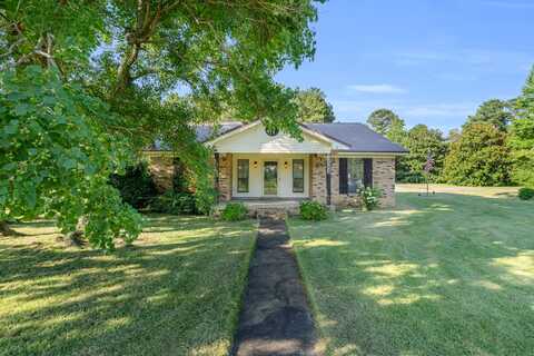 7205 Wolfe Rd, Columbus, MS 39705