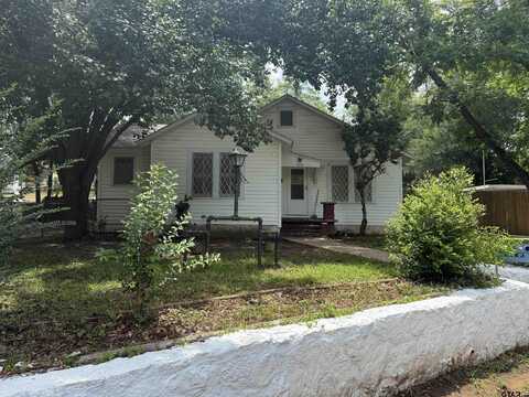 549 Brookside Dr., Jacksonville, TX 75766