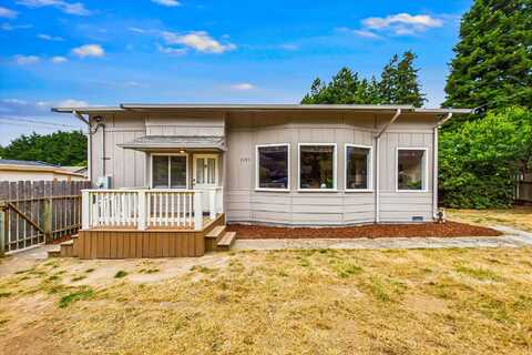 2085 Fern Street, Cutten, CA 95503