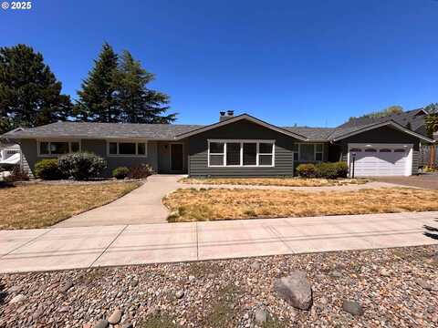 1305 NE NEWALL RD, Newberg, OR 97132