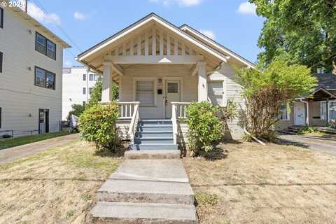 823 SE 45TH AVE, Portland, OR 97215