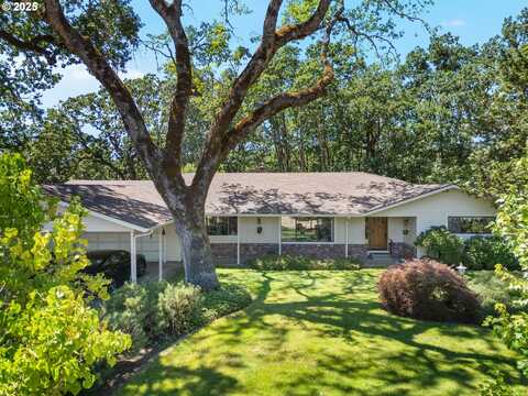 610 CLEARVIEW DR, Roseburg, OR 97471