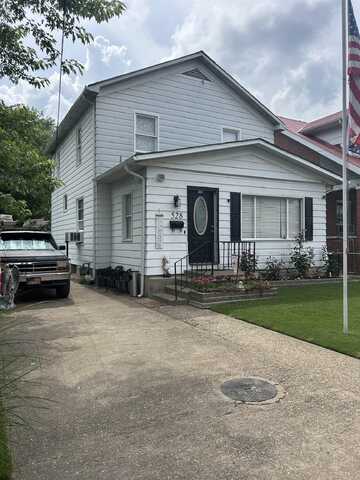 528 W 26th St, Huntington, WV 25701