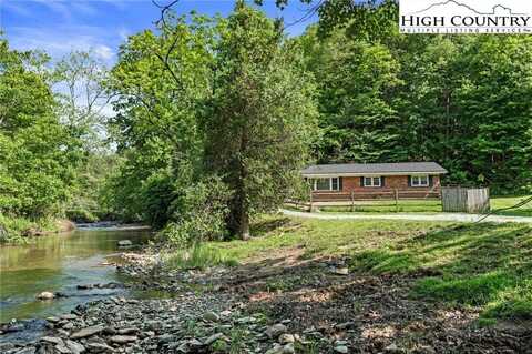 559 Jordan V. Cook Road, Boone, NC 28607