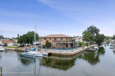 13838 Sommers Avenue, Hudson, FL 34667