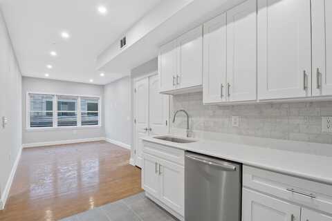 311-315 WEST SIDE AVE, JC, West Bergen, NJ 07305