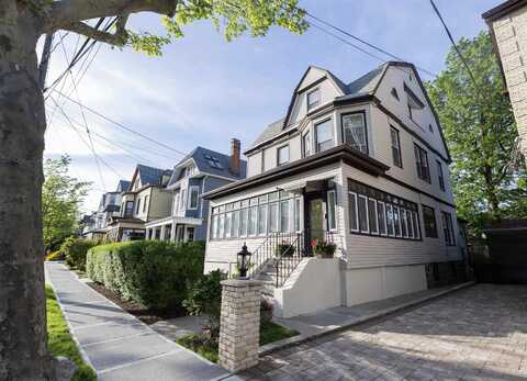 749 BLVD EAST, Weehawken, NJ 07086