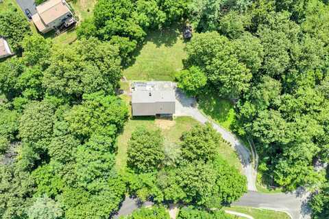 7207 Carriage Hills DR, Roanoke, VA 24018