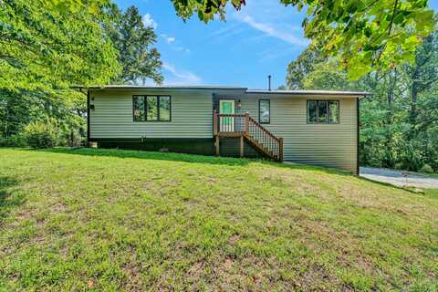 7207 Carriage Hills DR, Roanoke, VA 24018