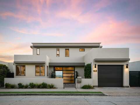 2111 W California Street, San Diego, CA 92110