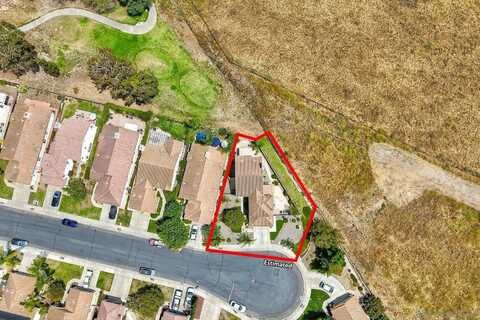 2476 Fallbrook Pl, Escondido, CA 92027