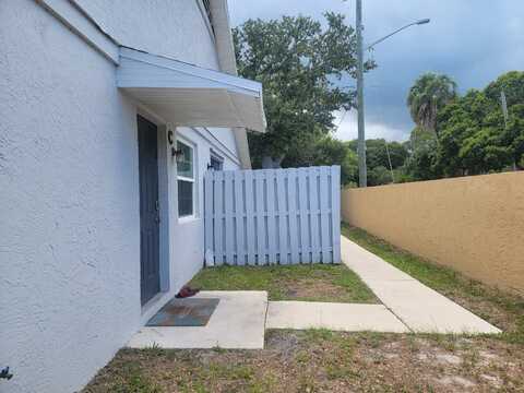 2001 Oleander Boulevard, Fort Pierce, FL 34950