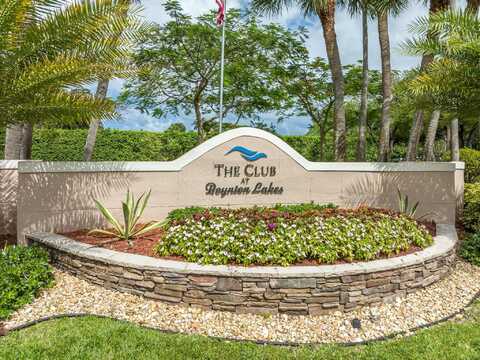 17 Mayfair Lane, Boynton Beach, FL 33426