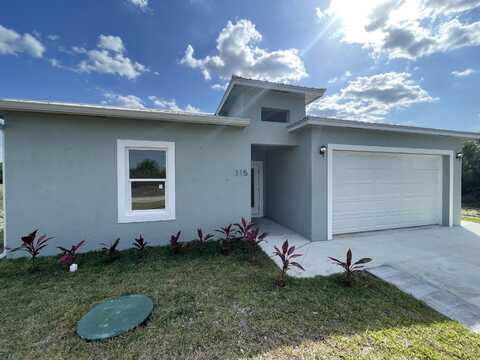 115 Lansing Circle, LaBelle, FL 33935