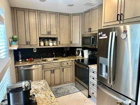 184 Piedmont D, Delray Beach, FL 33484