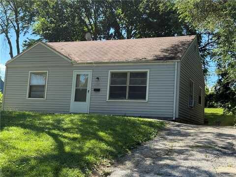 4917 Locust Avenue, Kansas City, KS 66106