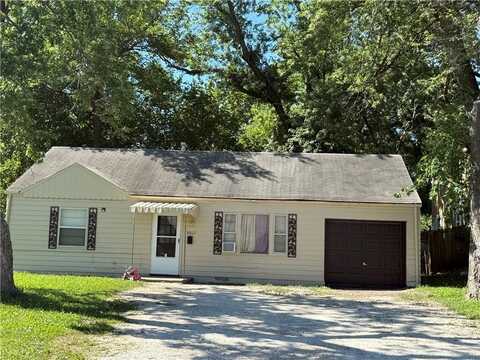 5017 Dodson Avenue, Kansas City, KS 66106