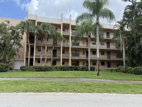 4760 Lucerne Lakes Boulevard, Lake Worth, FL 33467