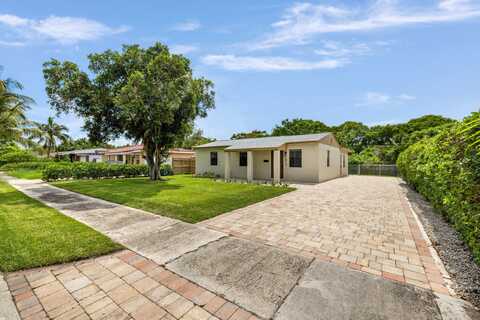 3015 Robert Road, West Palm Beach, FL 33405