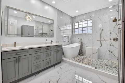 125 Lancaster Road, Boynton Beach, FL 33426