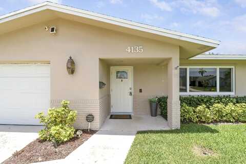 4135 Lakespur Circle N, Palm Beach Gardens, FL 33410