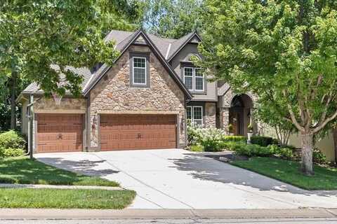 14718 W 70th Street, Shawnee, KS 66216