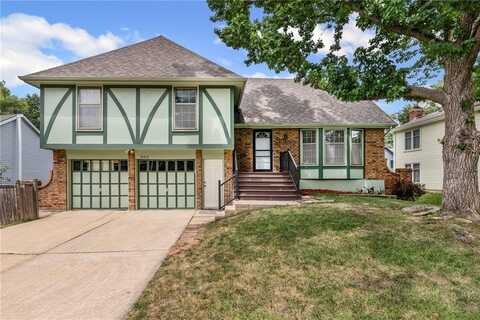 1952 Sleepy Hollow Drive, Olathe, KS 66062