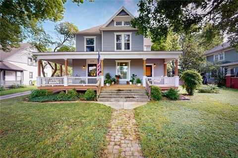 304 W Mechanic Street, Harrisonville, MO 64701